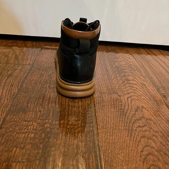 Stacy Adams Leather Boots - Picture 3 of 4